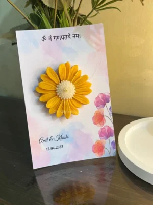 Daisy With Card
