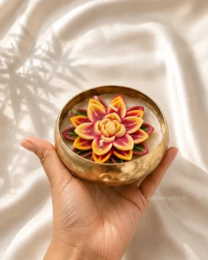 1 (6) Lotus Candle | 4.5" Metal Urli